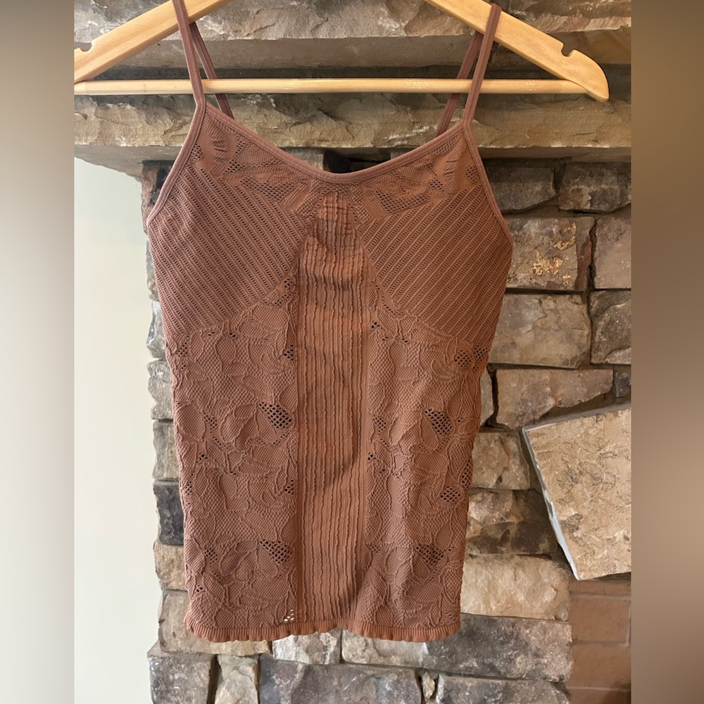 Francesca’s mi ami Ribbed Spaghetti Strap Tank in Warm Taupe/Brown